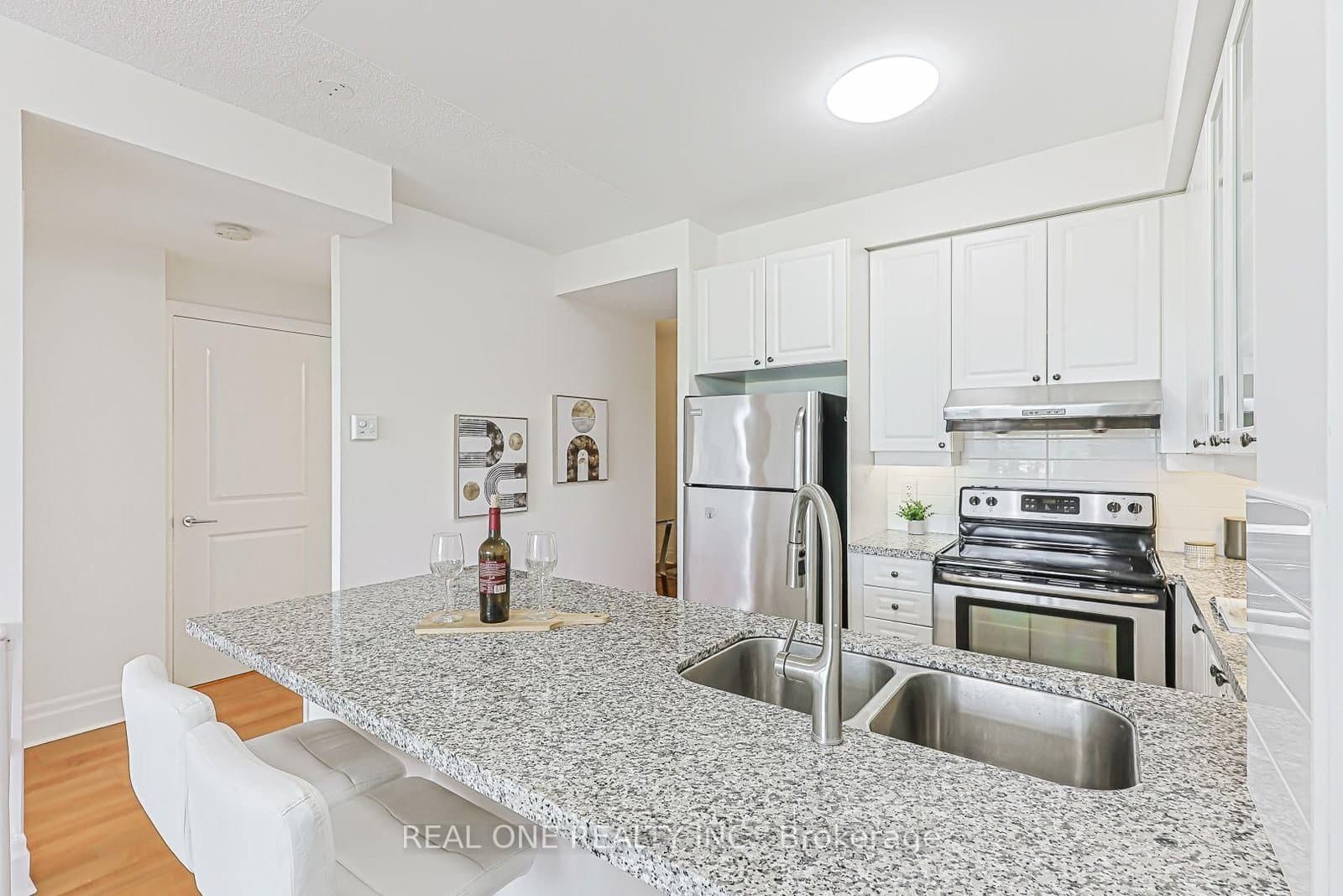 111 Upper Duke Crescent, Unit 214 thumbnail 15