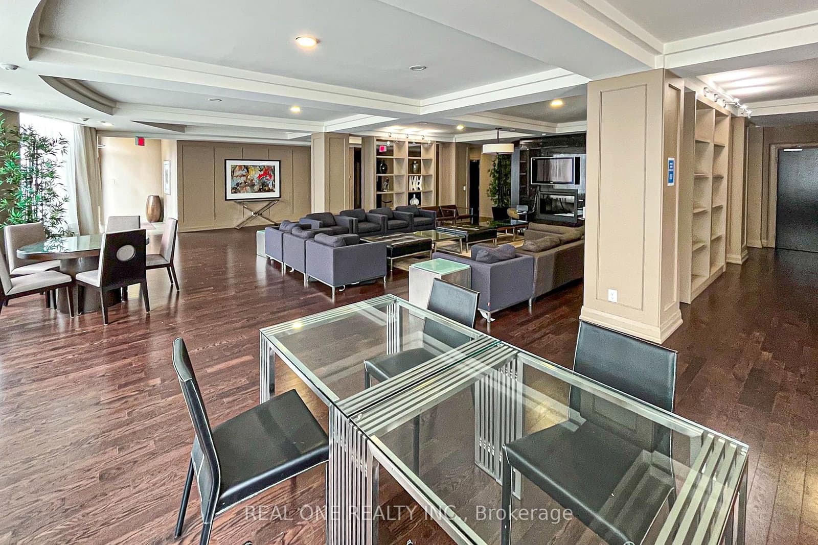 111 Upper Duke Crescent, Unit 214 thumbnail 49