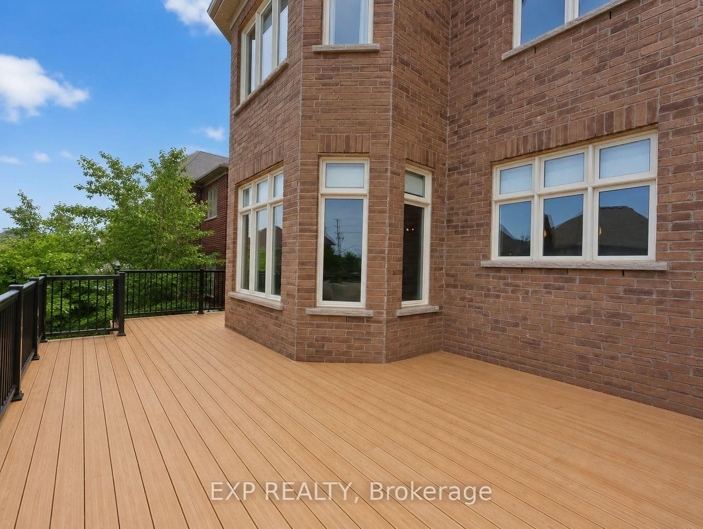 85 Royal West Road thumbnail 35
