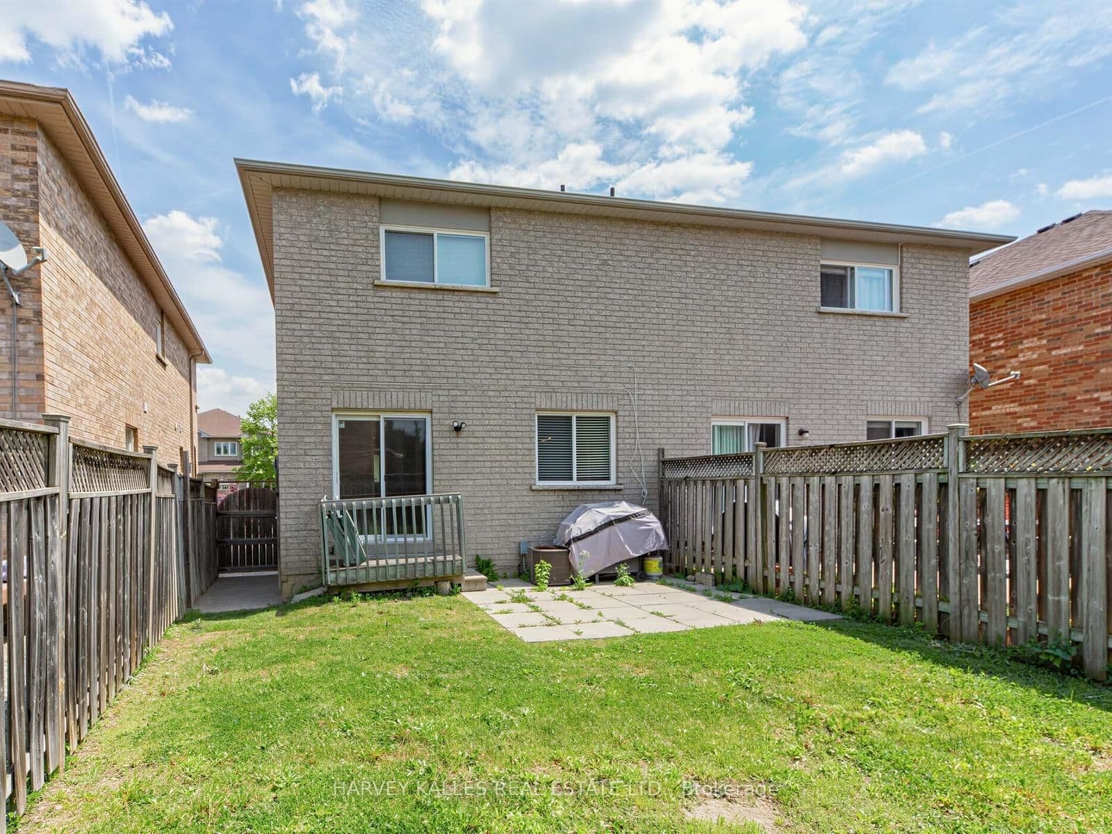 40 Blackthorn Drive thumbnail 33
