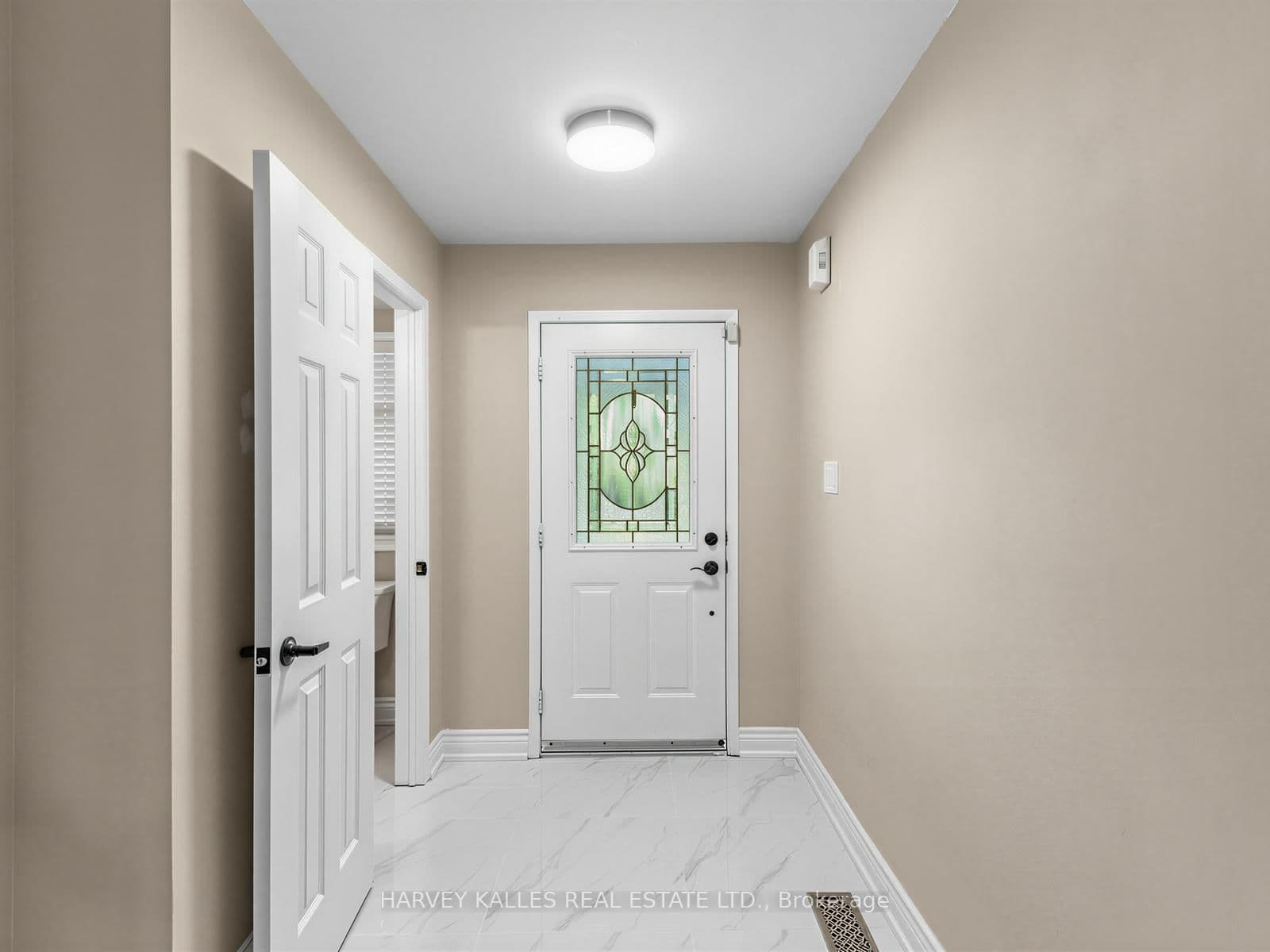 40 Blackthorn Drive thumbnail 4