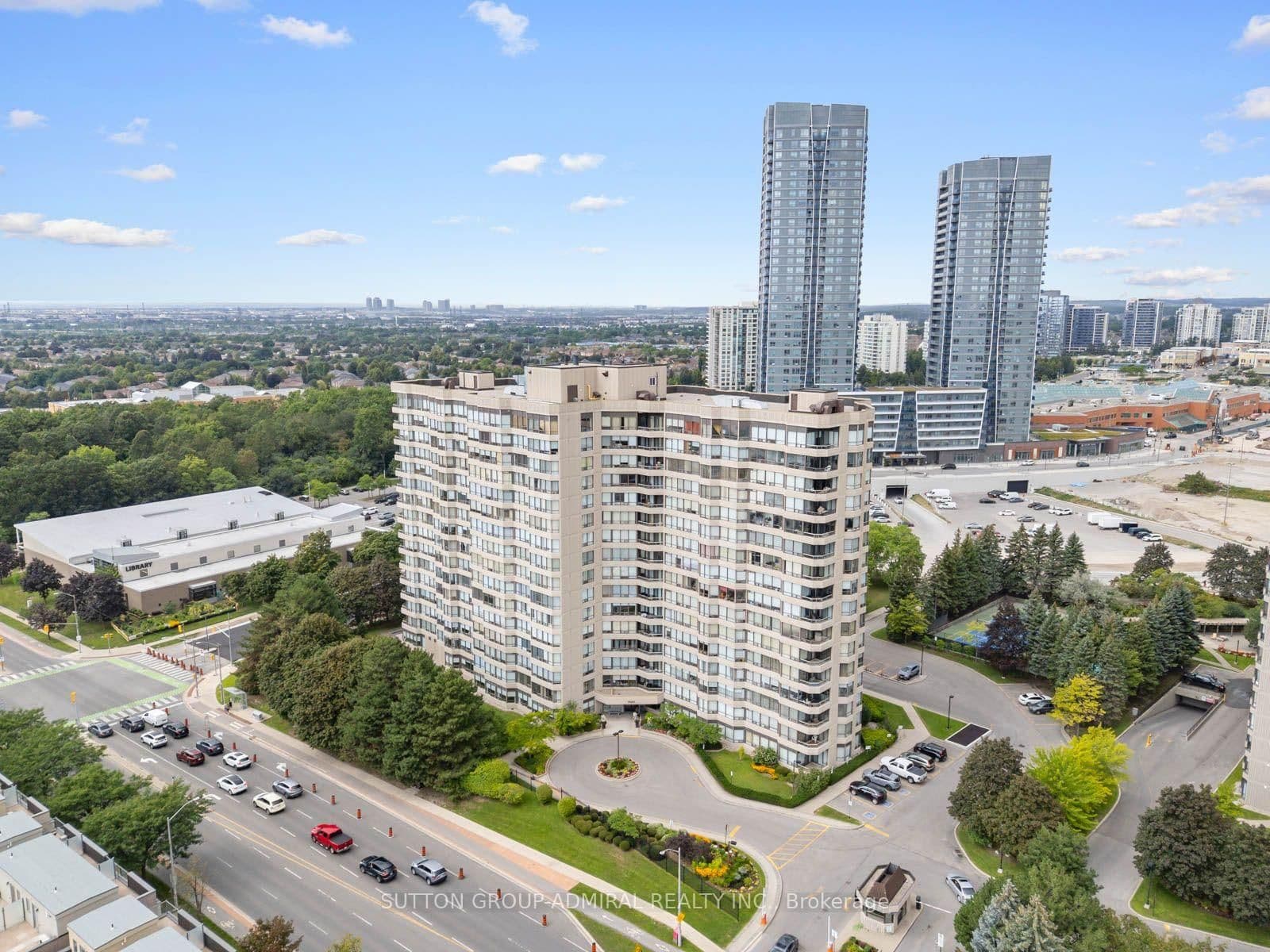 7420 Bathurst Street, Unit 1012 thumbnail 40