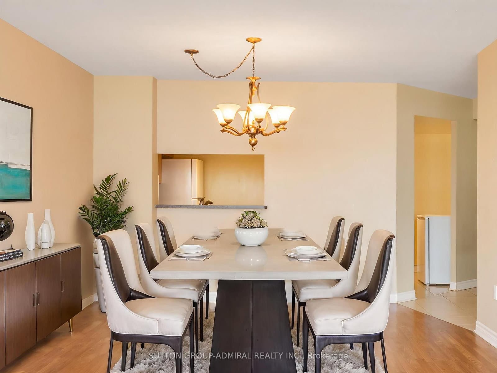 7420 Bathurst Street, Unit 1012 thumbnail 7