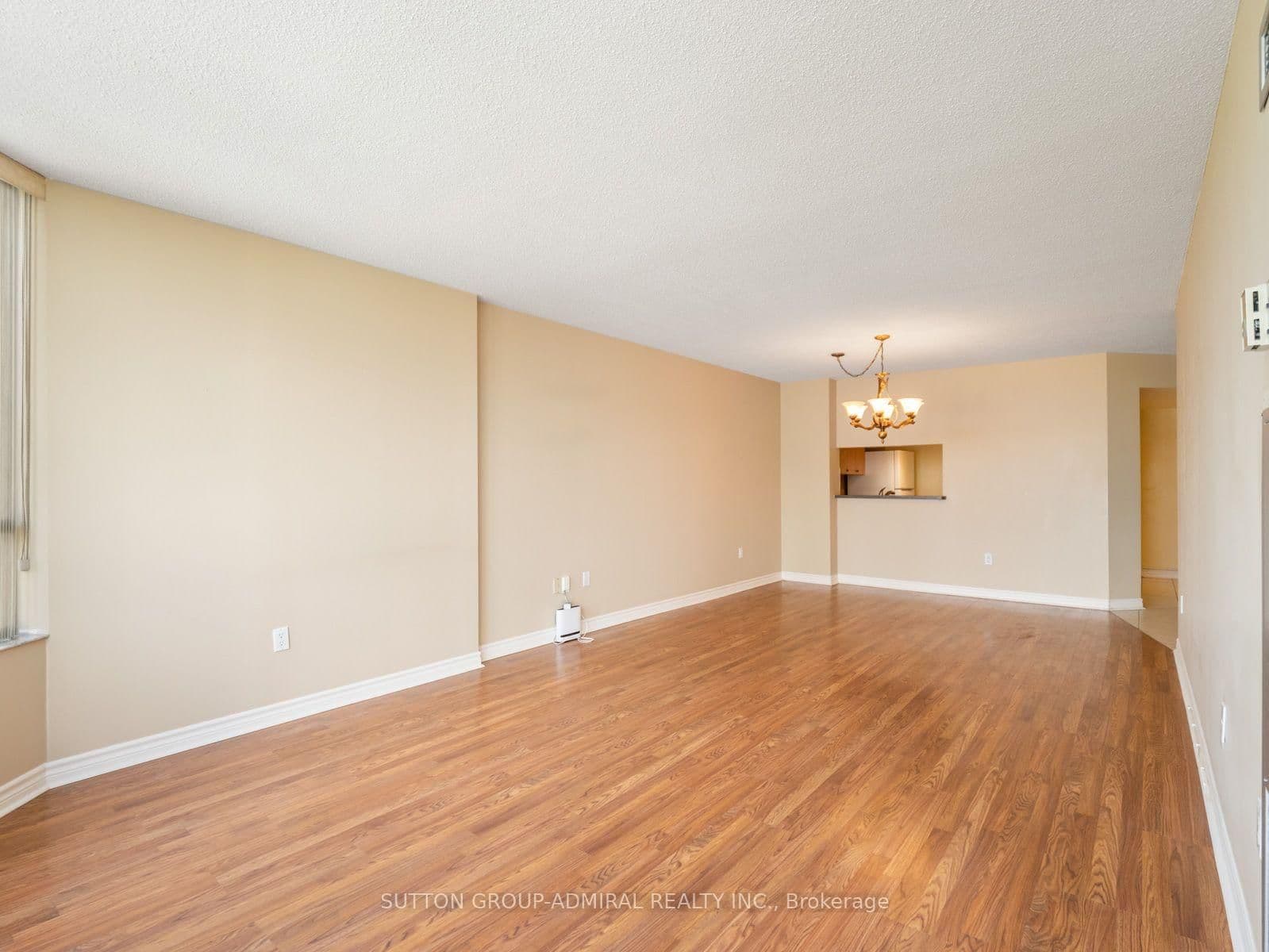 7420 Bathurst Street, Unit 1012 thumbnail 8