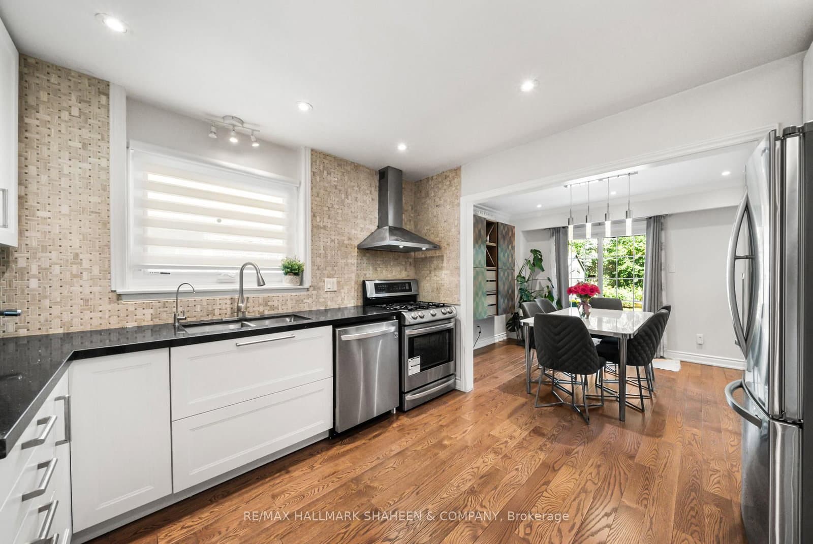 184 Castle Rock Drive thumbnail 16