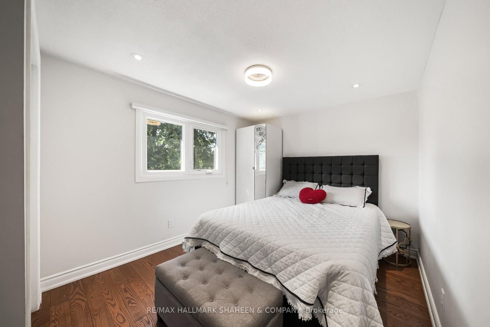 184 Castle Rock Drive thumbnail 32