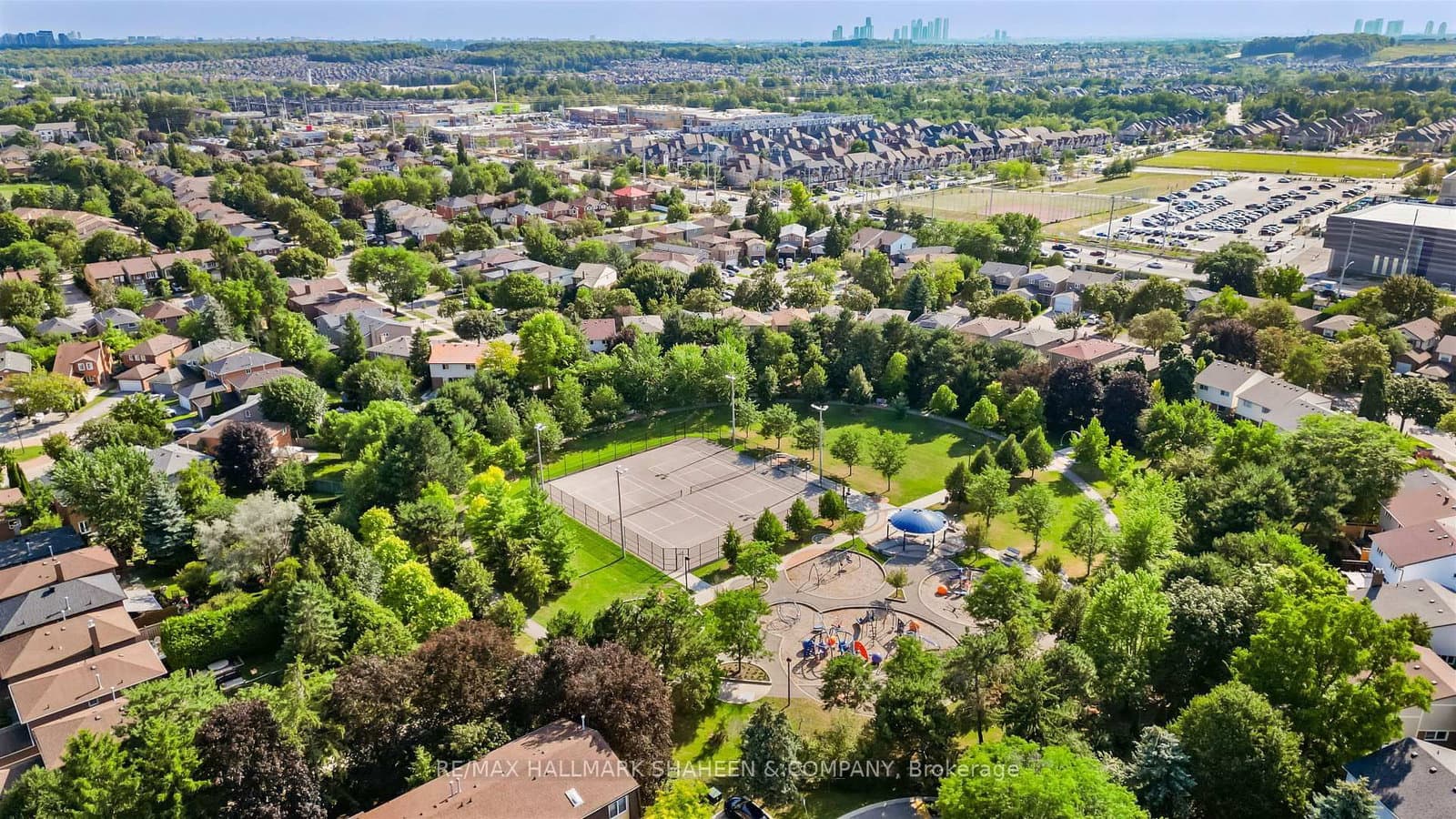 184 Castle Rock Drive thumbnail 9
