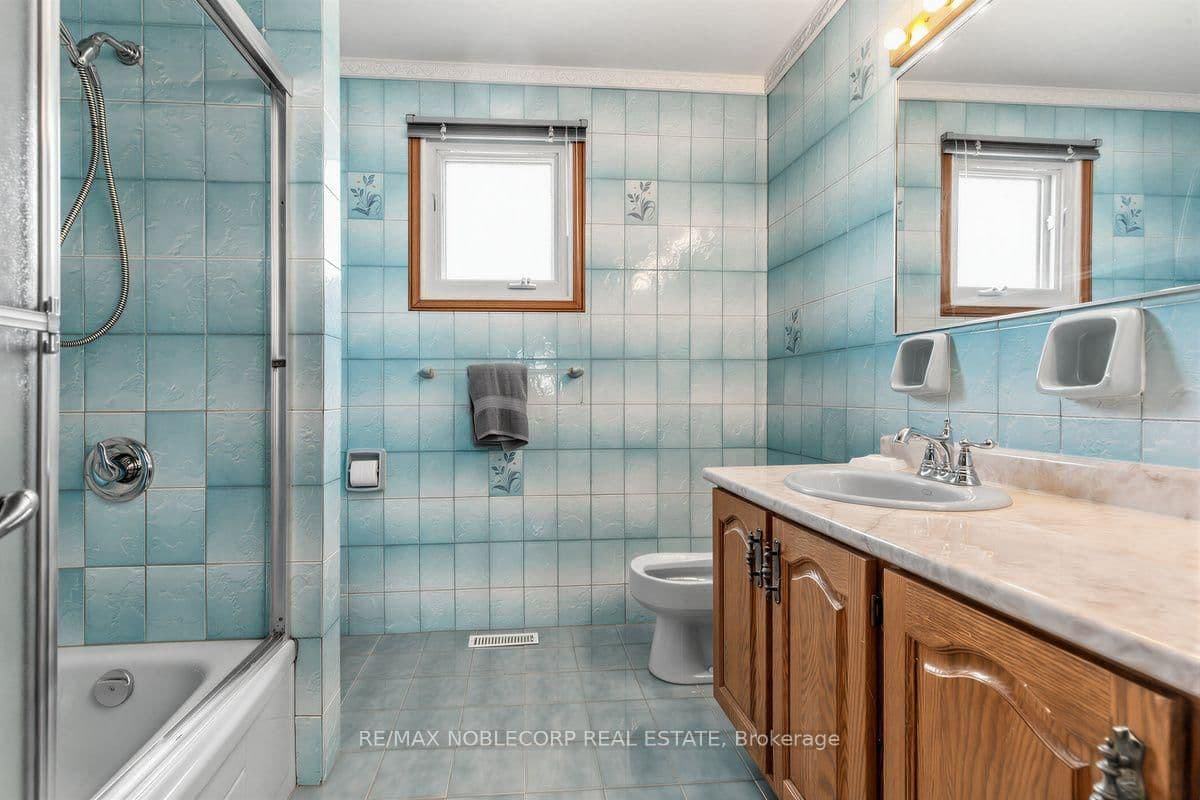 256 Airdrie Drive thumbnail 29