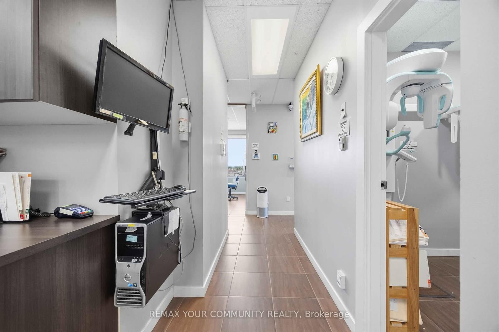 7191 Yonge Street, Unit 412 thumbnail 12