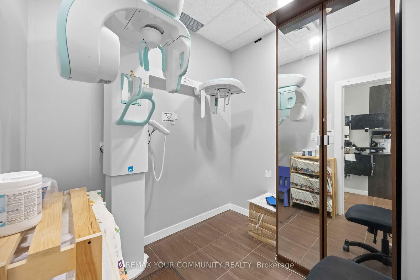 7191 Yonge Street, Unit 412 thumbnail 13