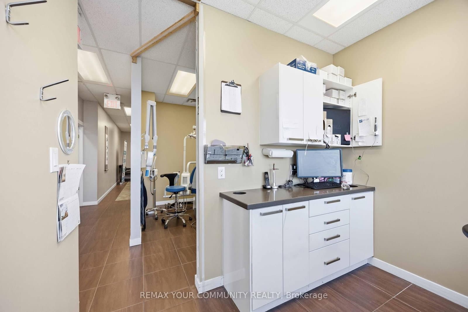 7191 Yonge Street, Unit 412 thumbnail 19