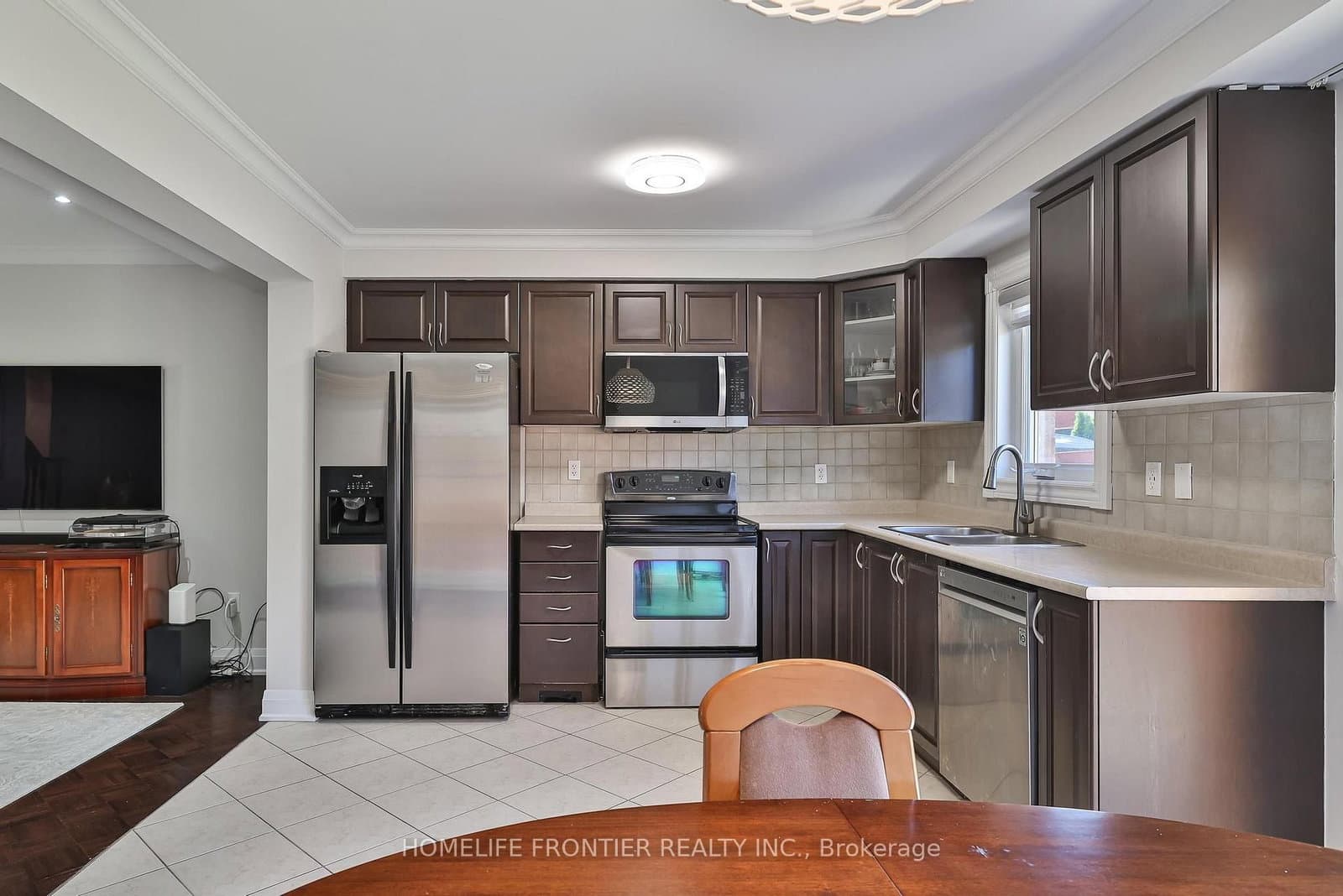 86 Venice Gate Drive thumbnail 16