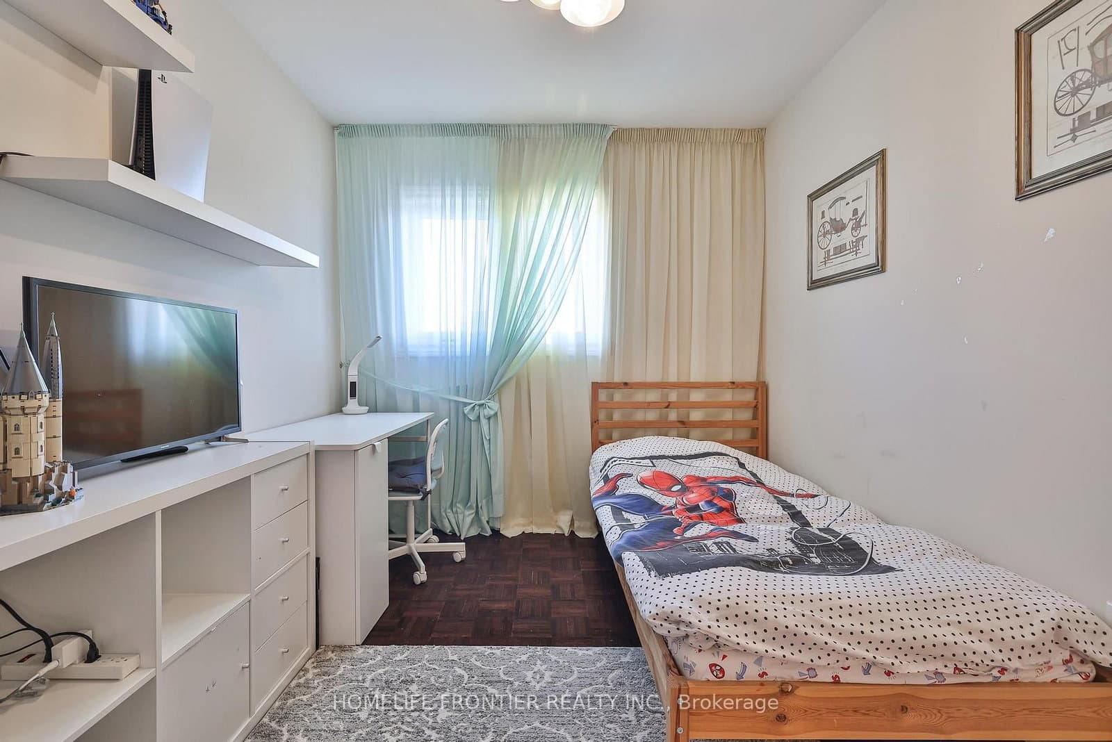 86 Venice Gate Drive thumbnail 35