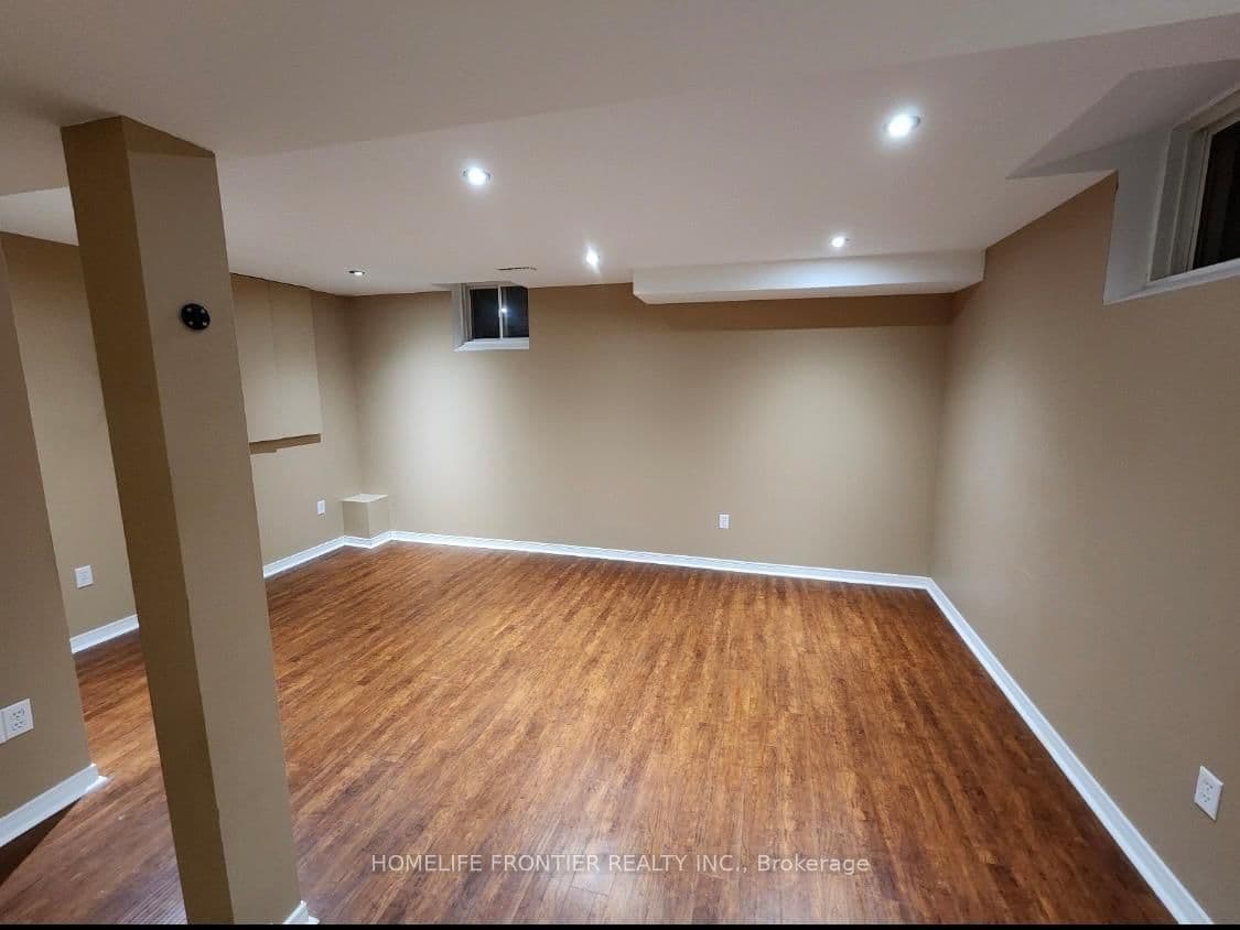 86 Venice Gate Drive thumbnail 48