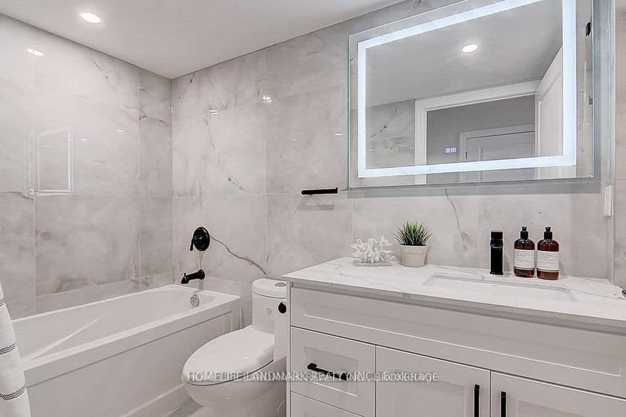 8110 Birchmount Road, Unit 912 thumbnail 20