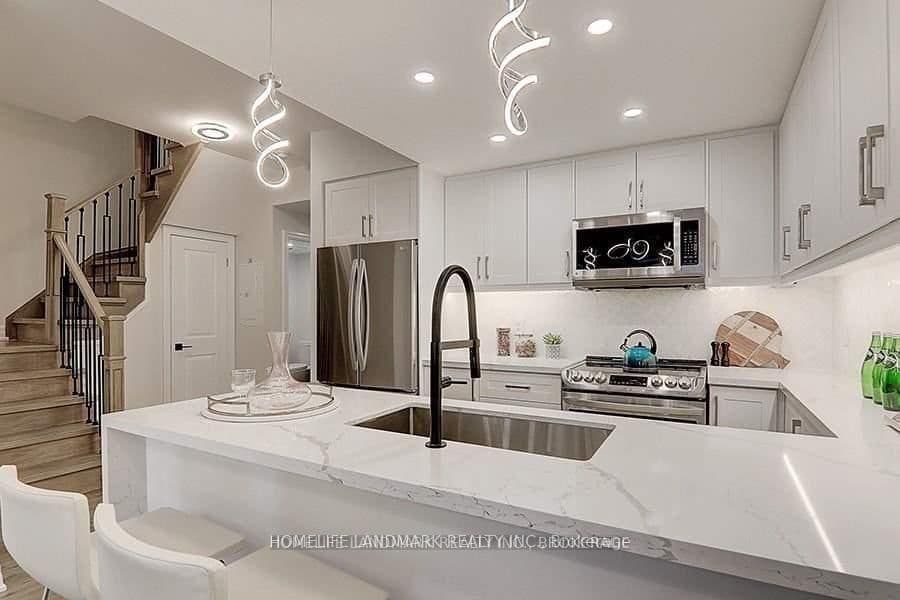 8110 Birchmount Road, Unit 912 thumbnail 5