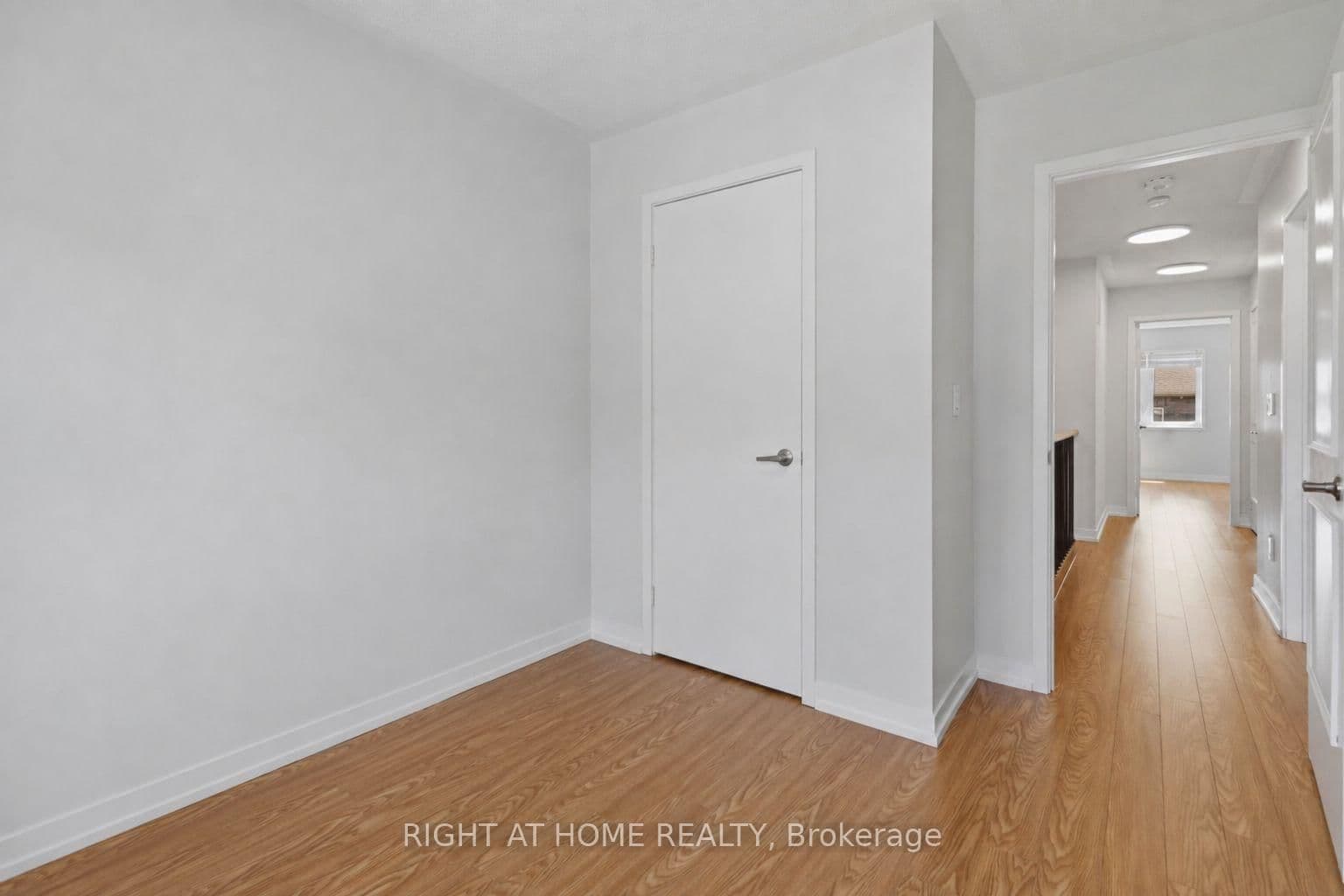 206 Harding Park Street thumbnail 19
