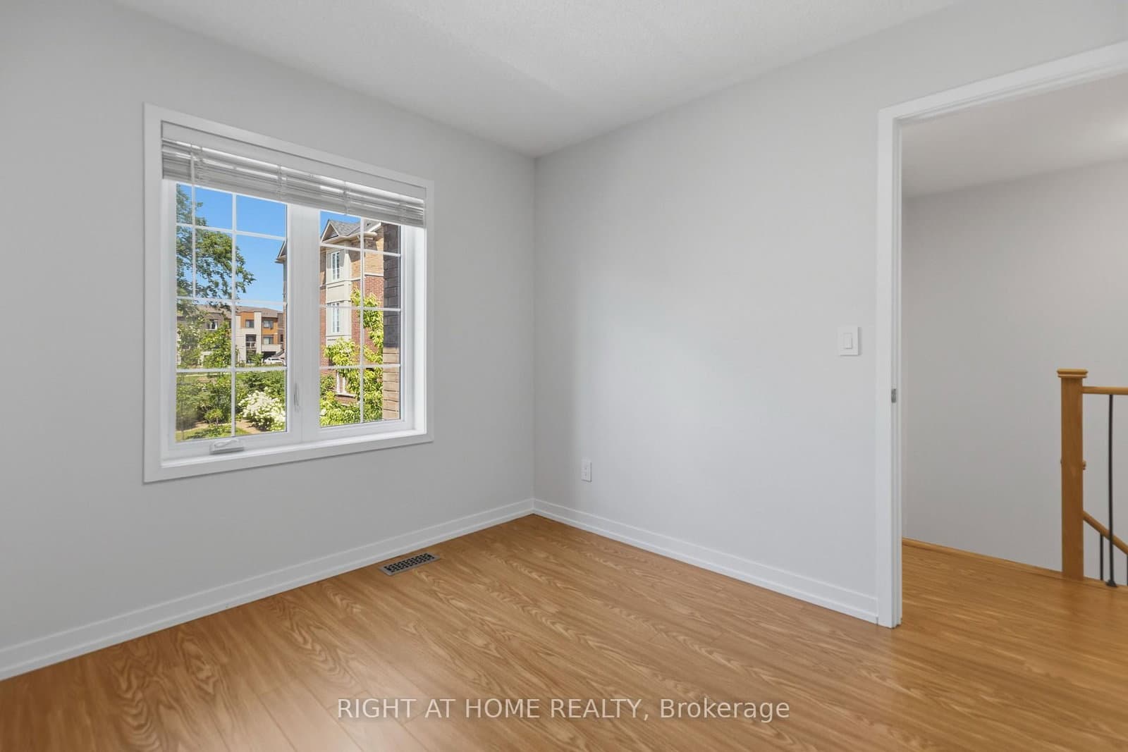 206 Harding Park Street thumbnail 20