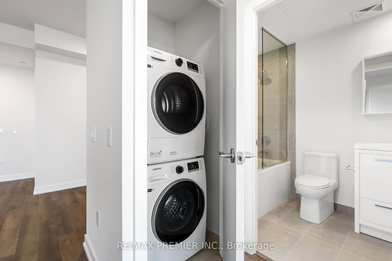 5 Meadowdale Road, Unit 1209 thumbnail 32