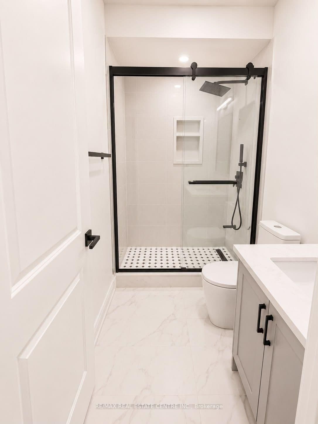 10 Virtue Crescent, Unit Lower thumbnail 6