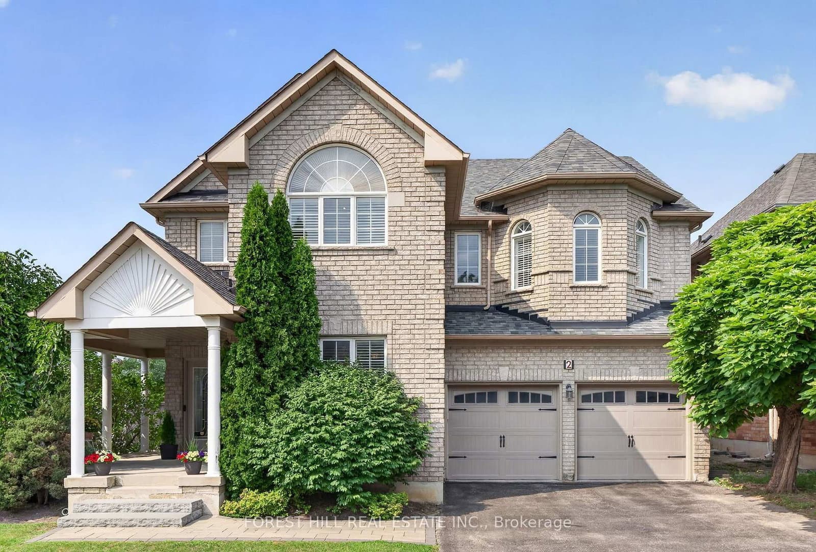 2 Foxfield Crescent - Image 1