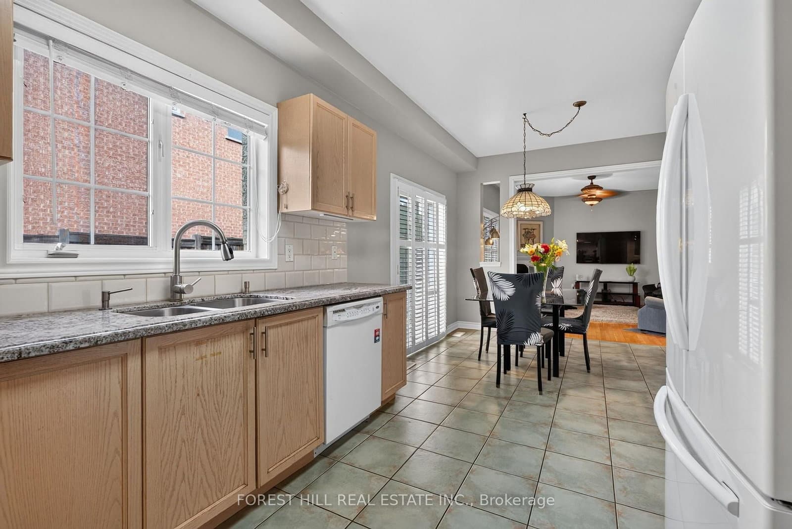2 Foxfield Crescent thumbnail 10