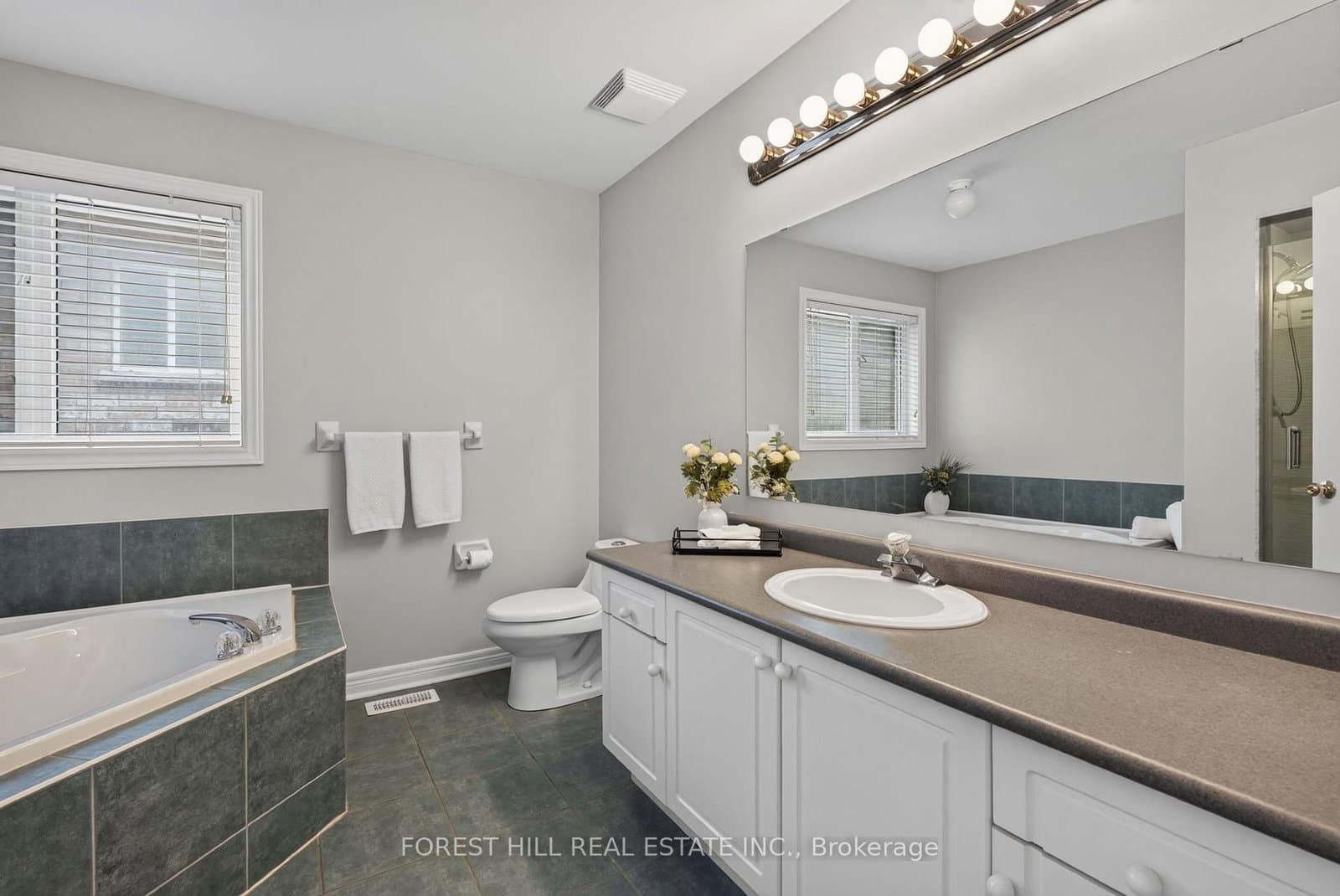 2 Foxfield Crescent thumbnail 19