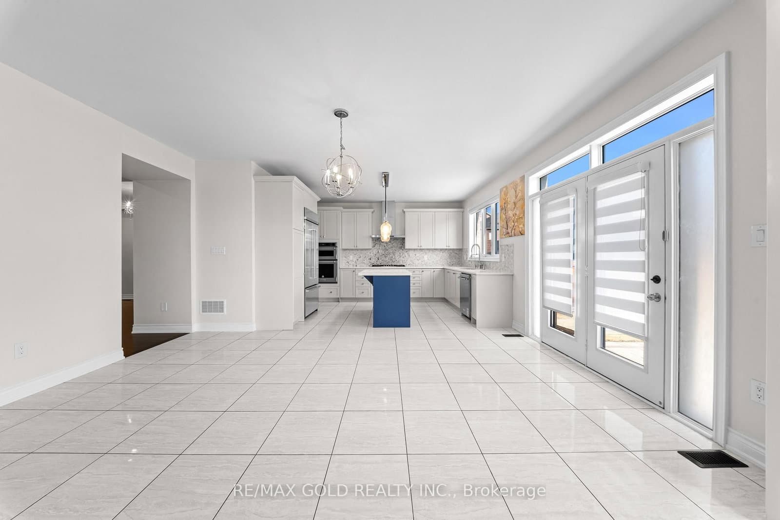 600 Mactier Drive thumbnail 6