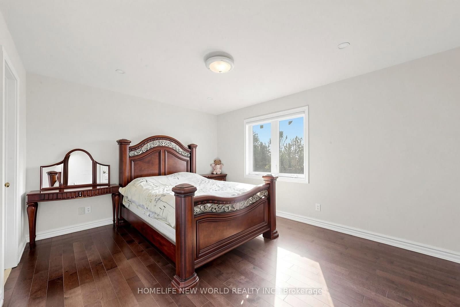 27 Walnut Glen Place thumbnail 29