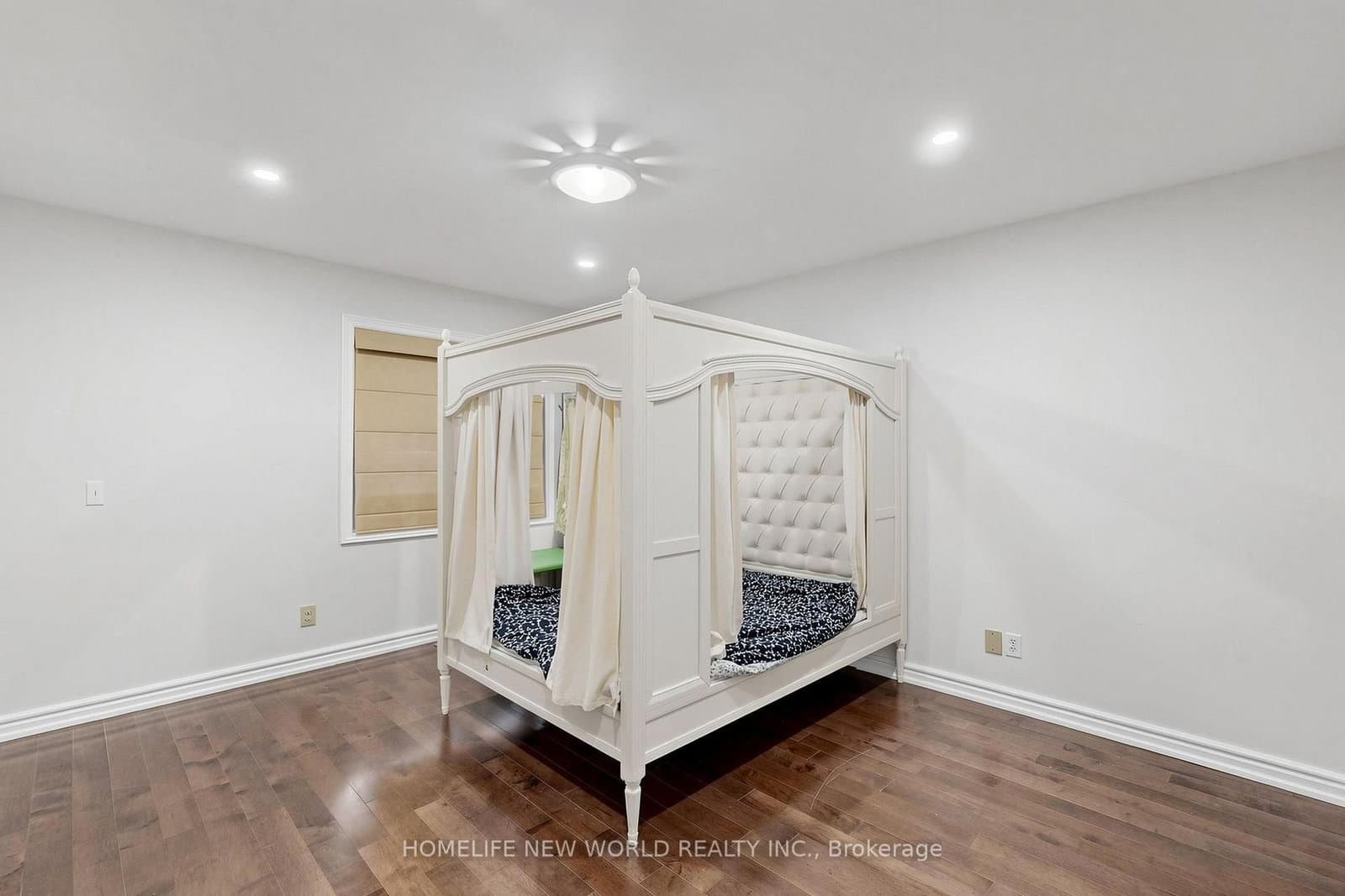27 Walnut Glen Place thumbnail 33