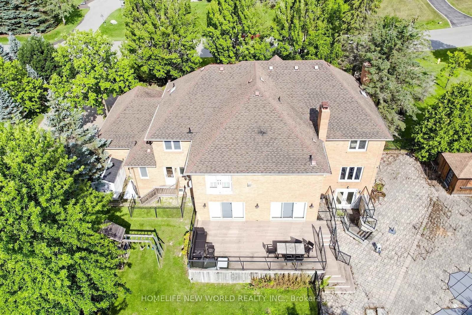 27 Walnut Glen Place thumbnail 47