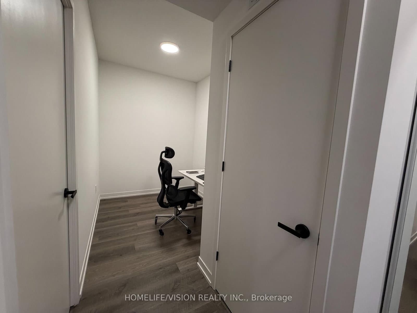 8 Interchange Way, Unit 3207 thumbnail 12
