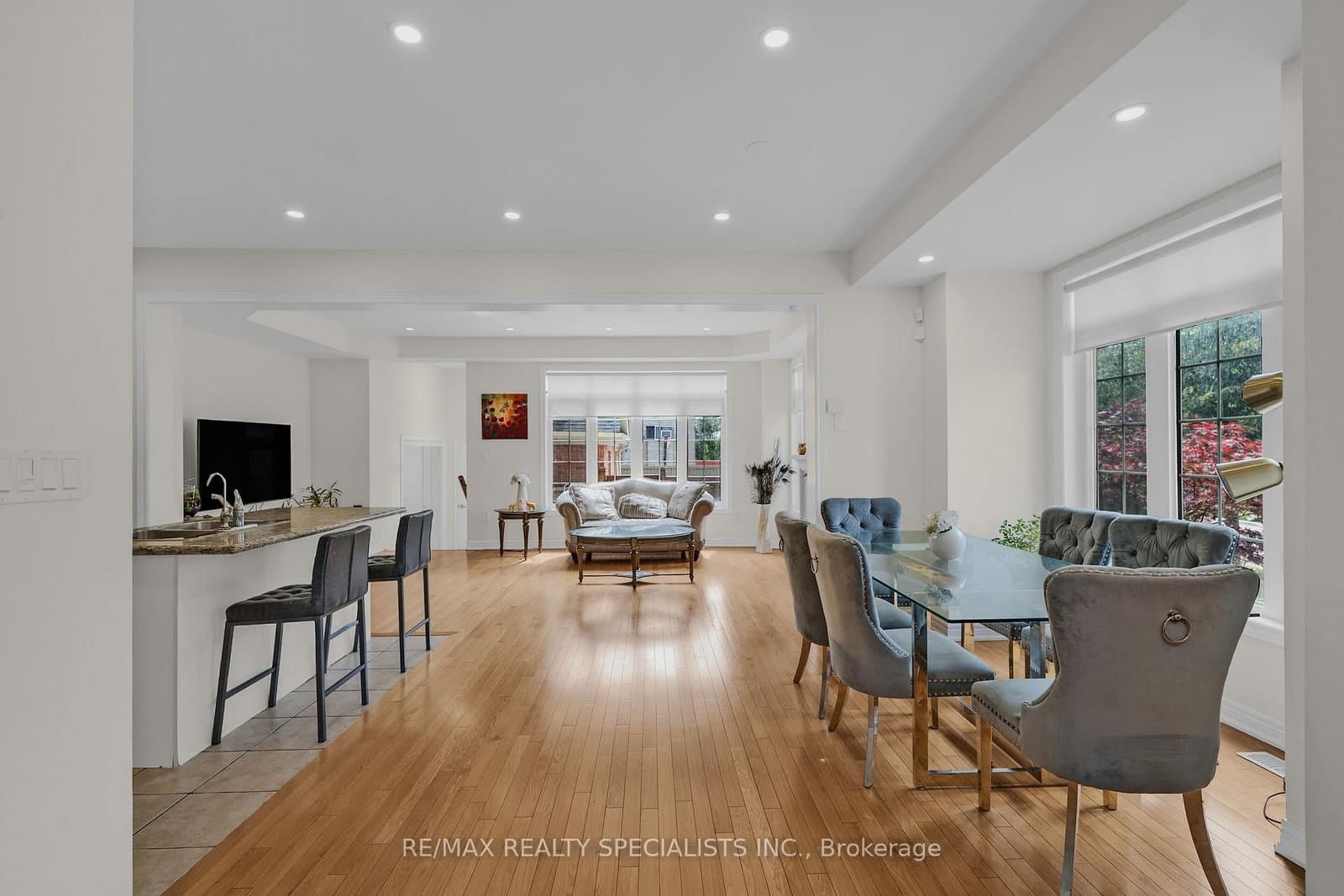 177 East's Corners Boulevard thumbnail 7