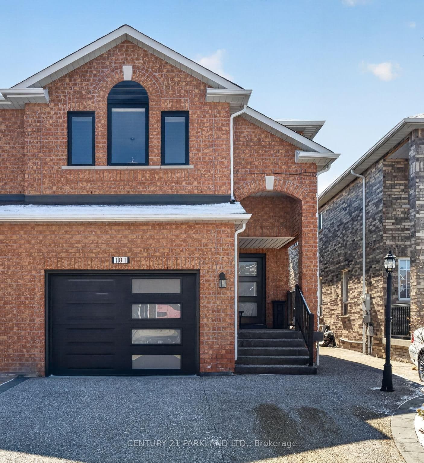 181 Purcell Crescent - Image 1