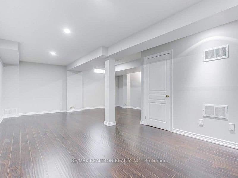 119 Lindbergh Drive thumbnail 10