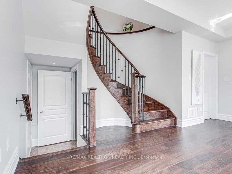 119 Lindbergh Drive thumbnail 16