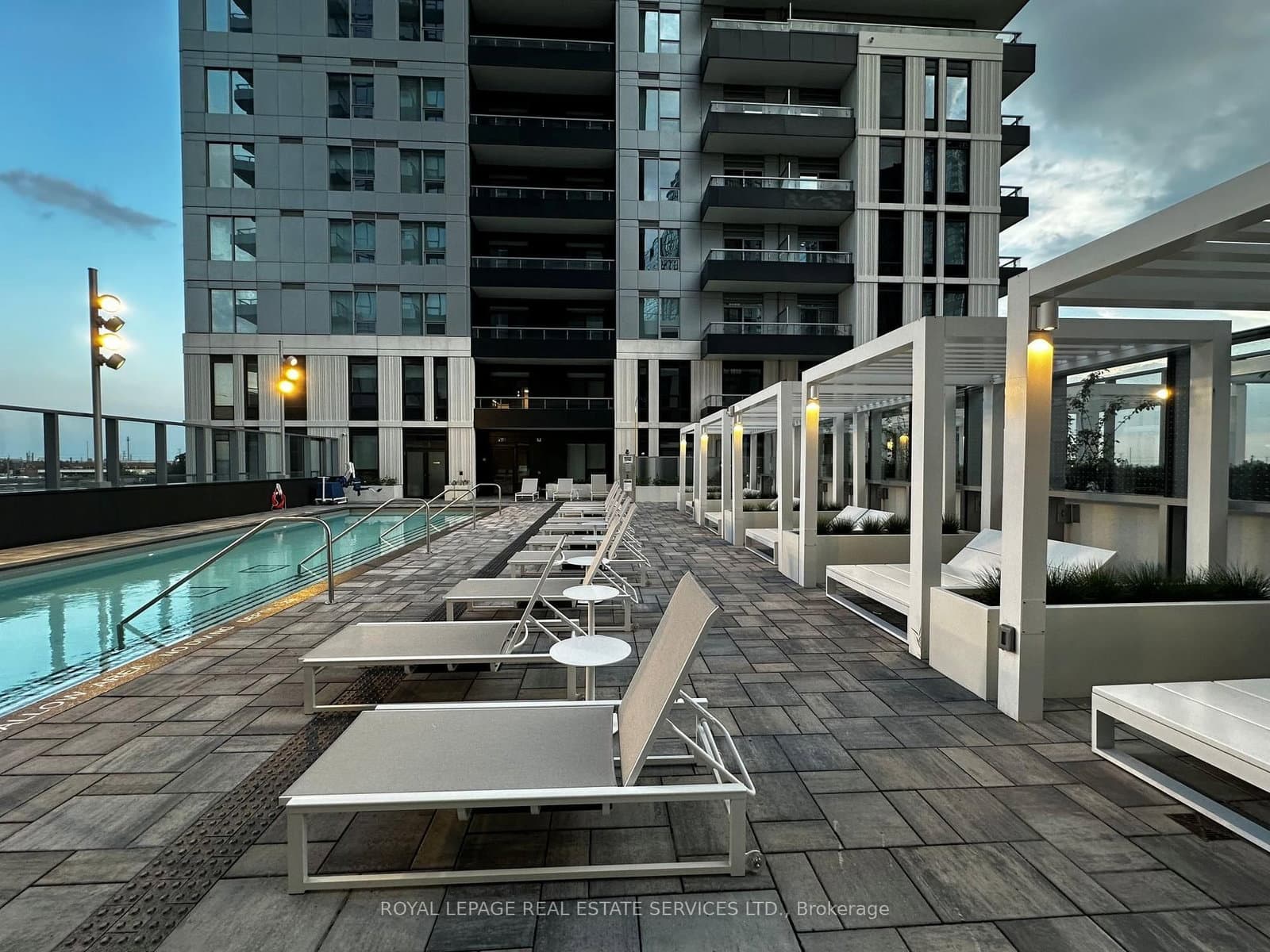 5 Meadowdale Road, Unit 901 thumbnail 16