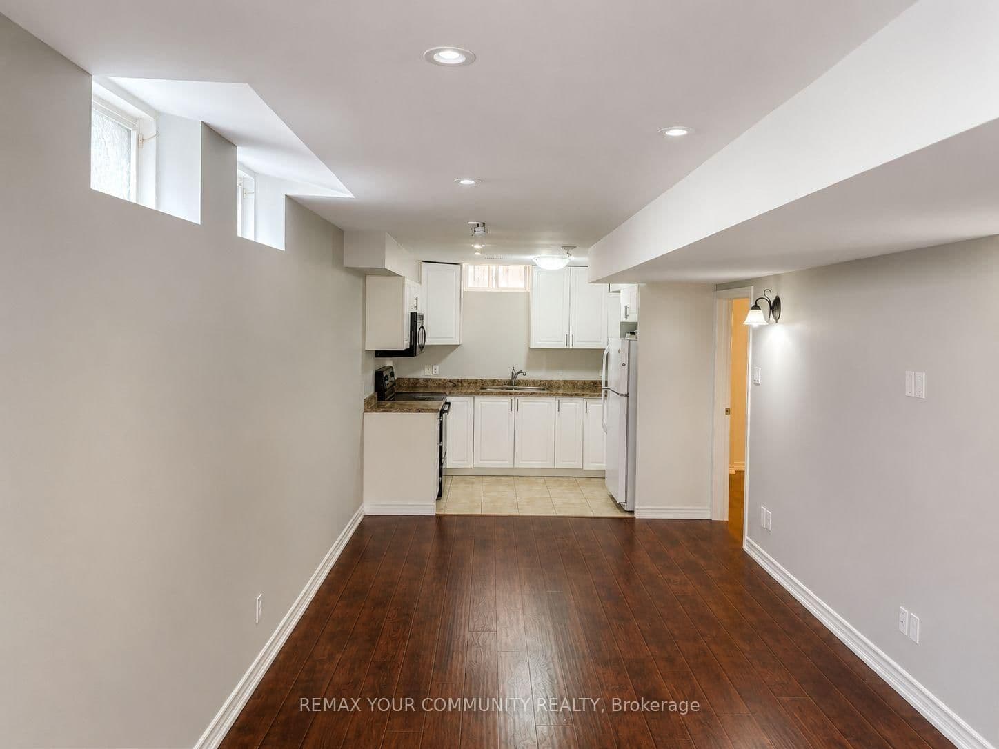 88 Santina Street thumbnail 2