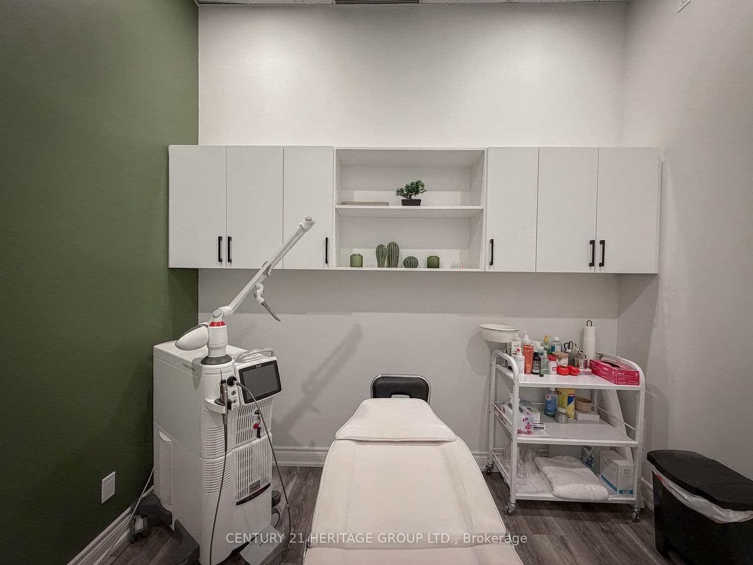 9737 Yonge Street, Unit 208 thumbnail 13