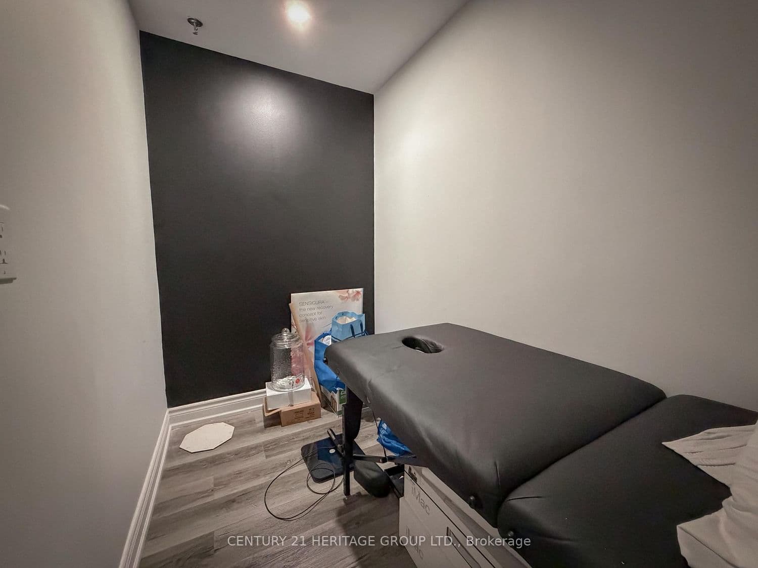 9737 Yonge Street, Unit 208 thumbnail 14