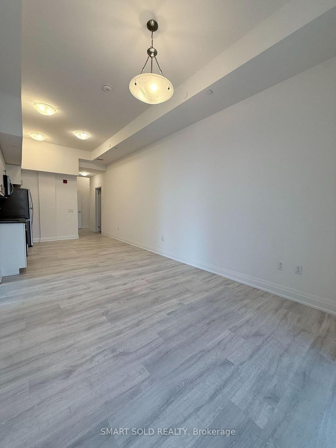 9700 Ninth Line, Unit 107 thumbnail 3