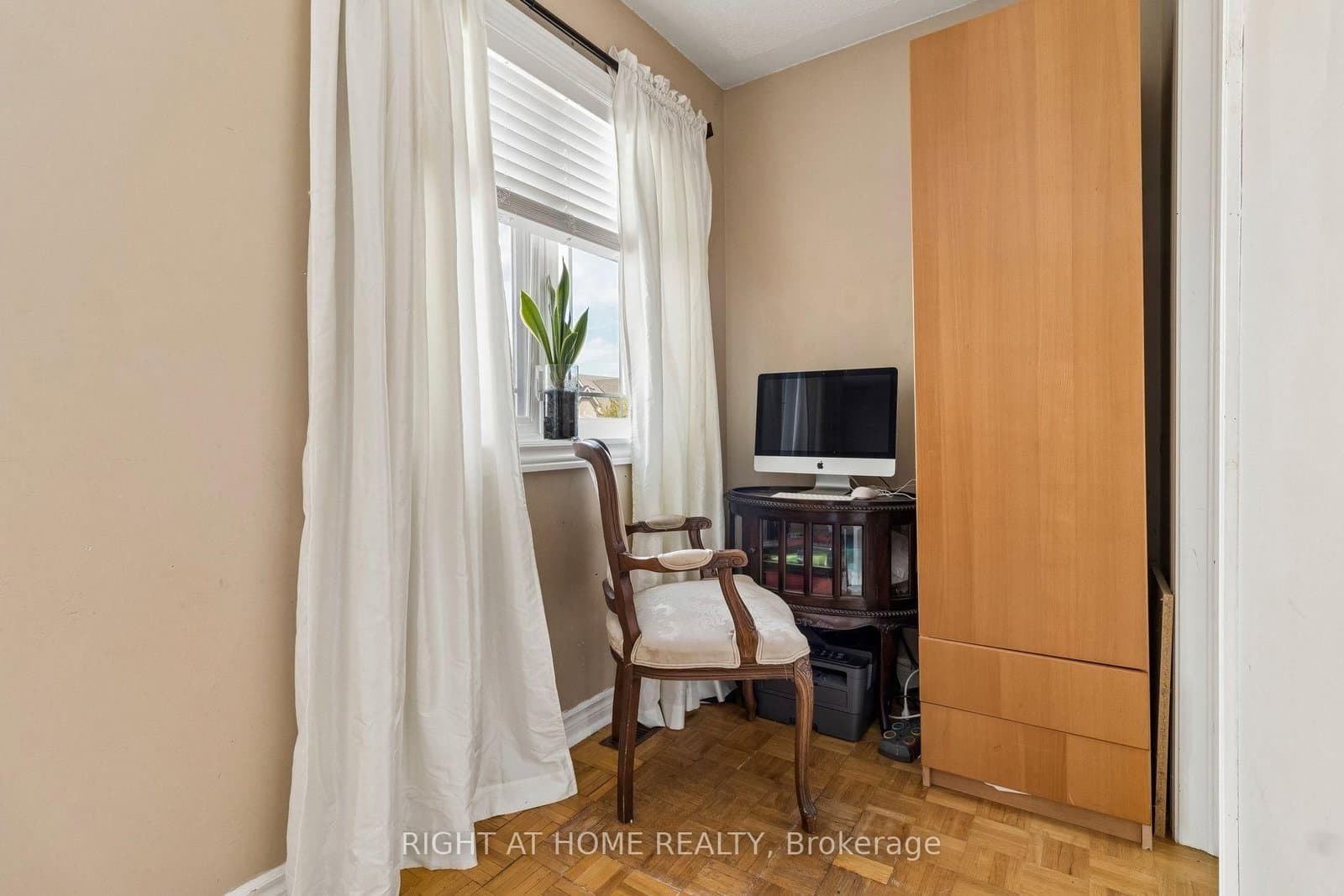 116 Nasir Crescent thumbnail 23