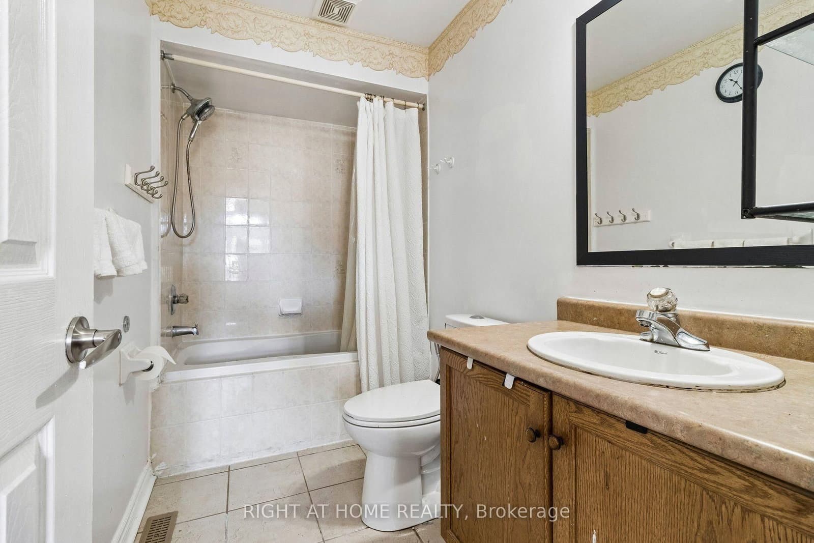 116 Nasir Crescent thumbnail 24