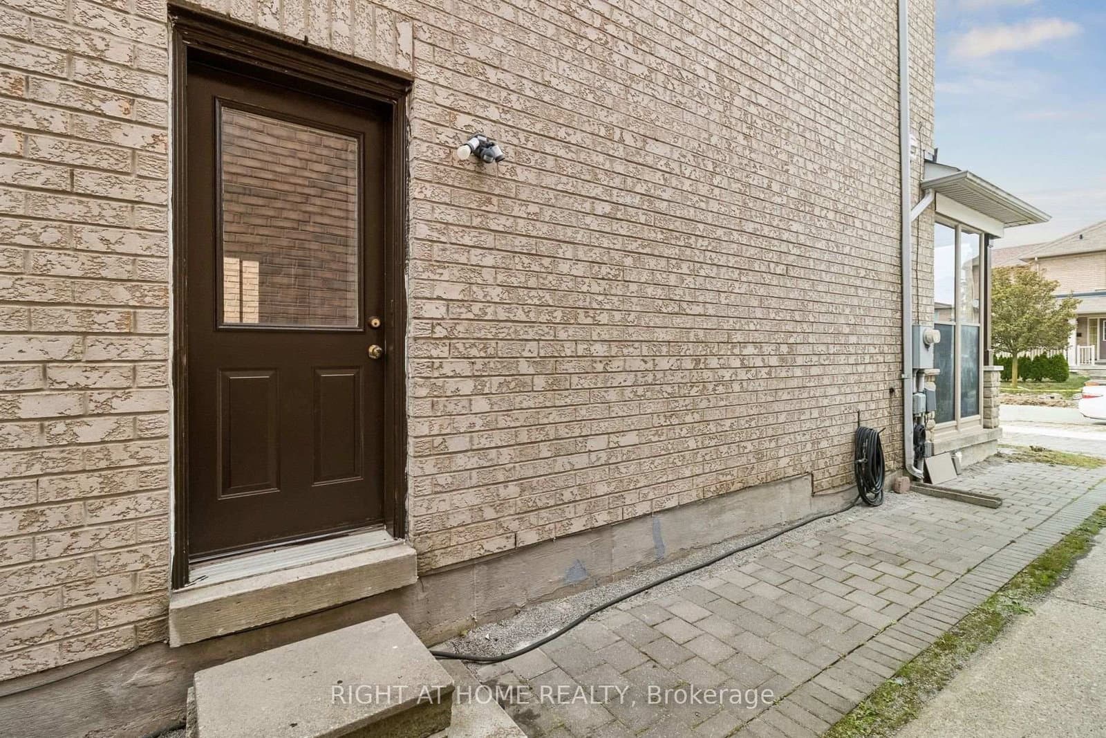 116 Nasir Crescent thumbnail 38