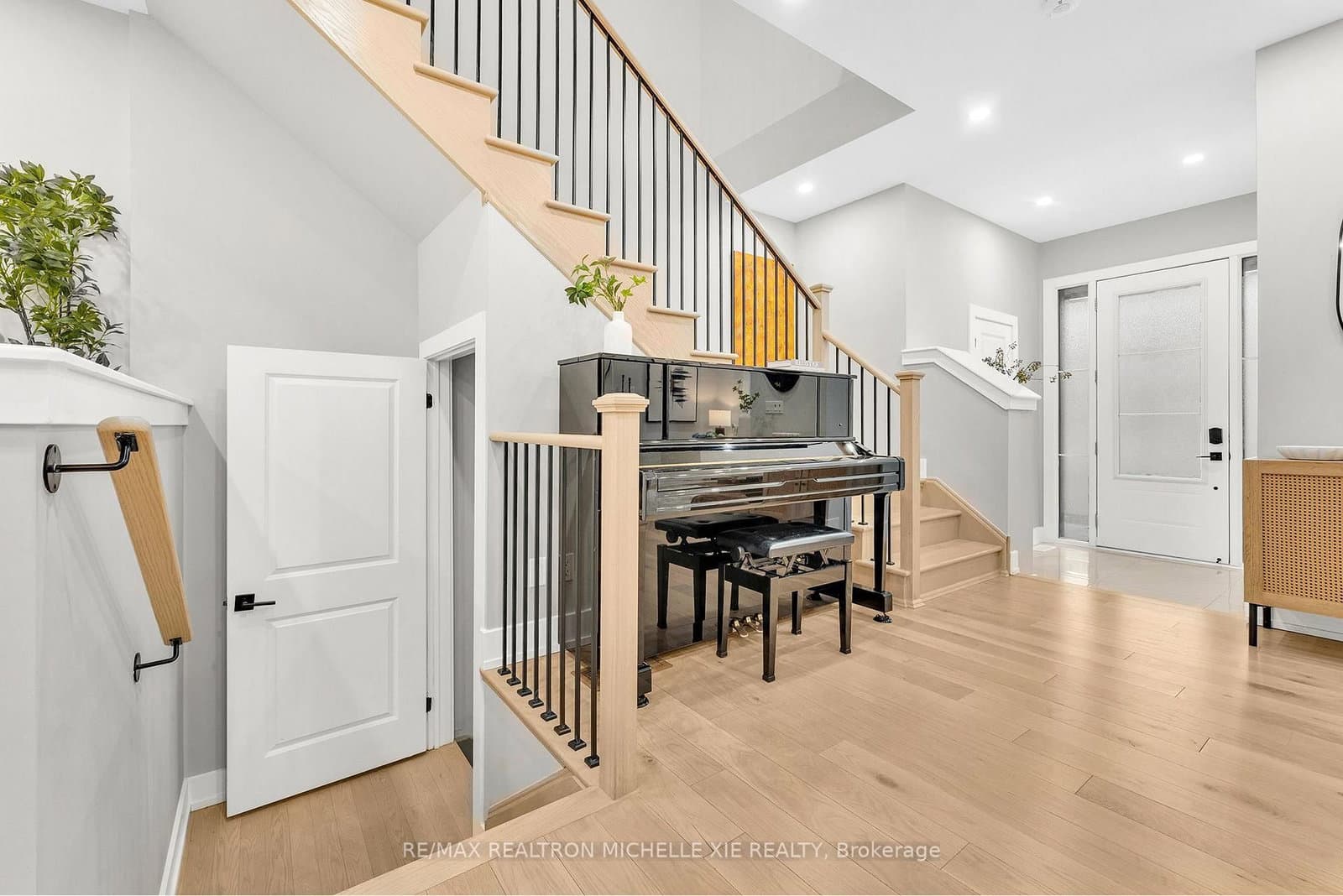 103 Prospectors Drive thumbnail 8