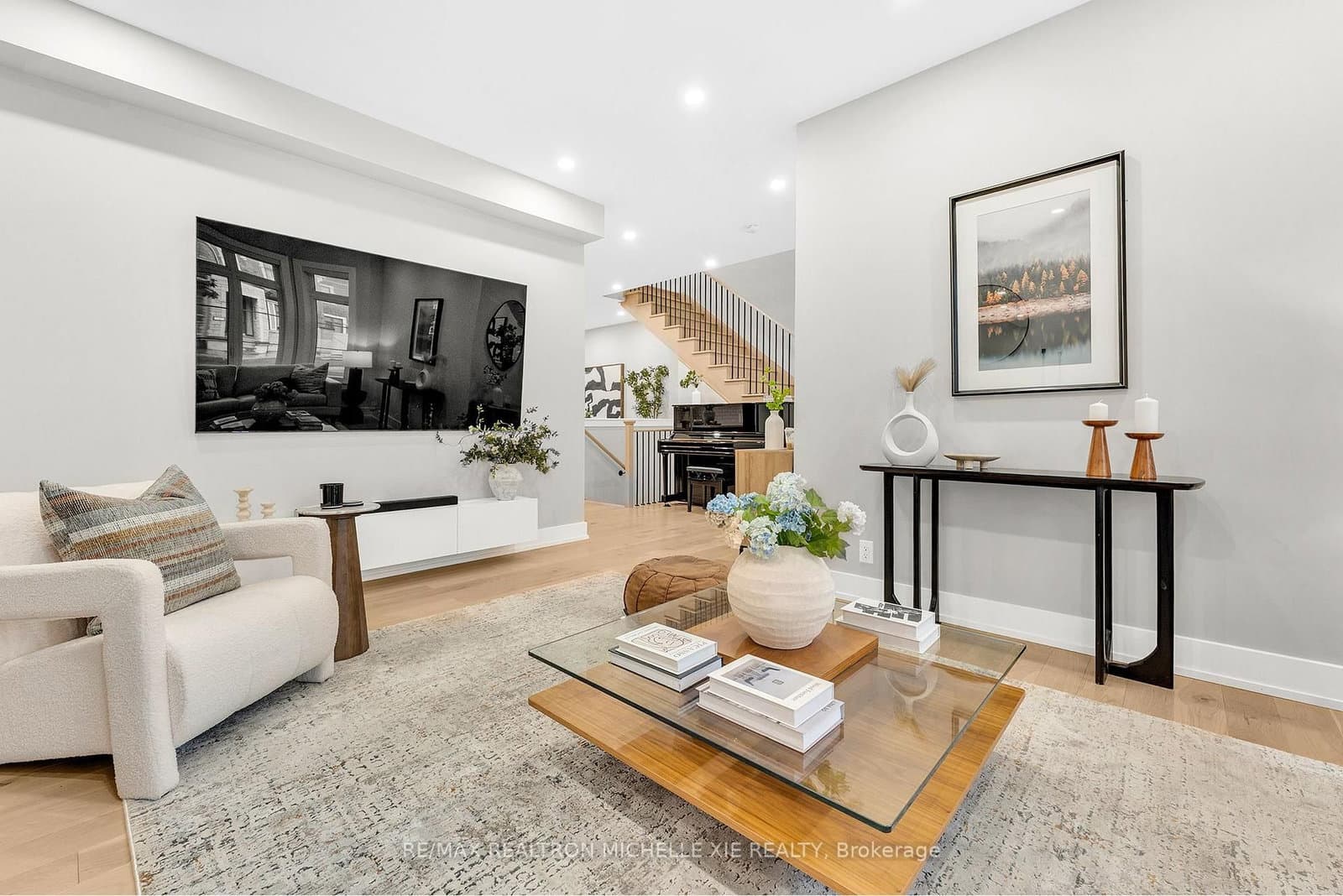103 Prospectors Drive thumbnail 9