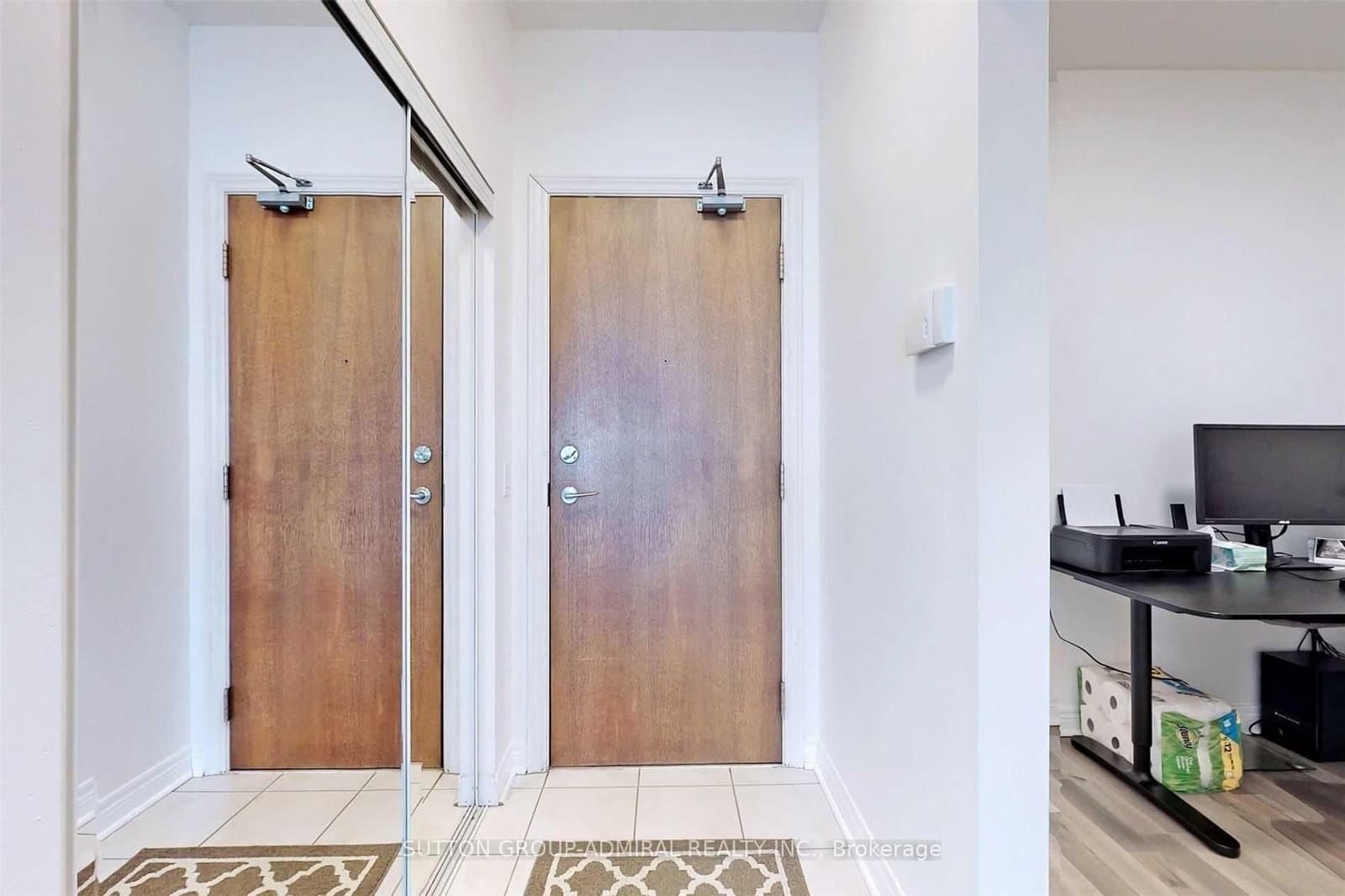50 Disera Drive, Unit Ph05 thumbnail 8