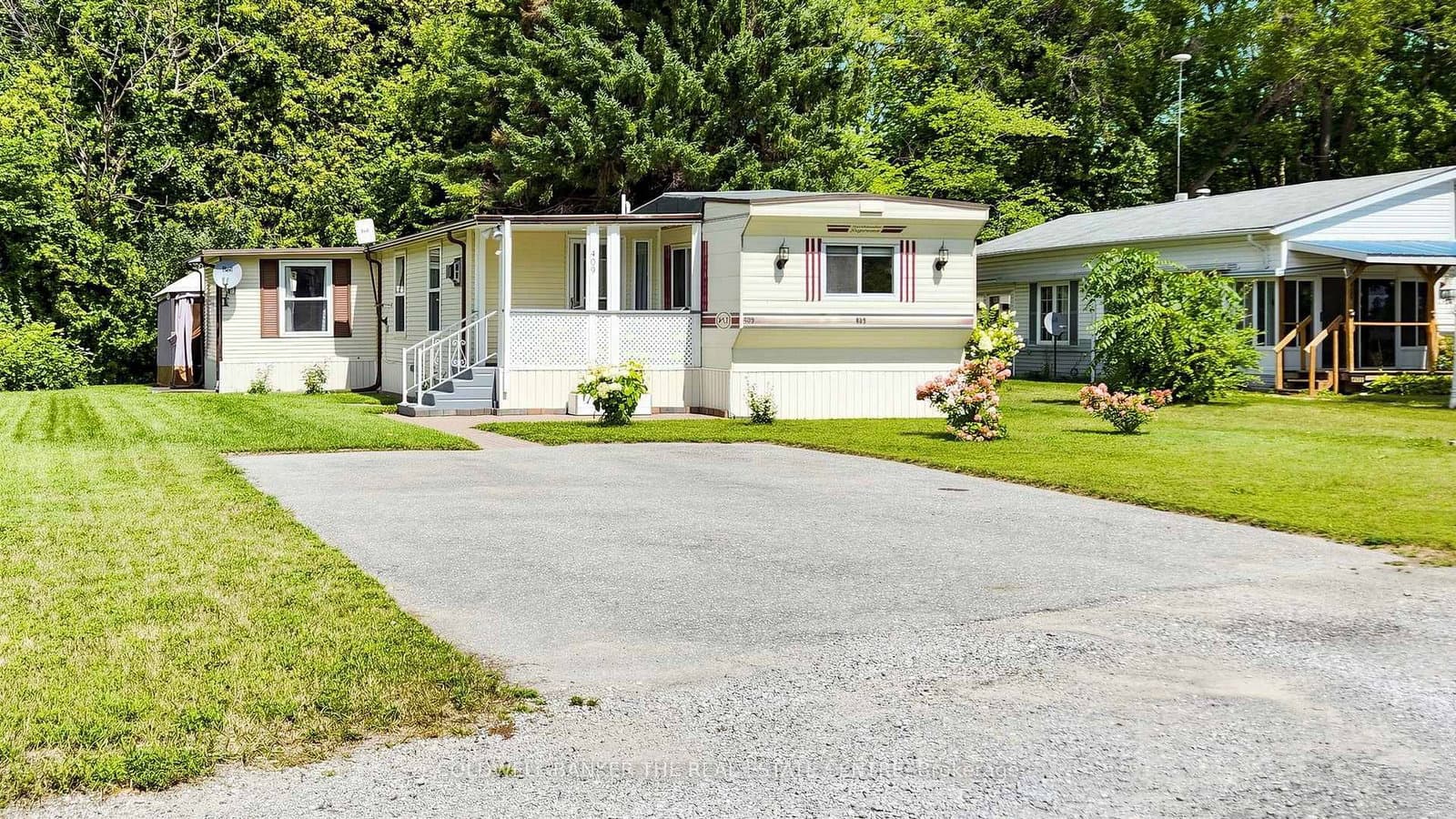 285 Crydermans Side Road, Unit 409 - Image 1