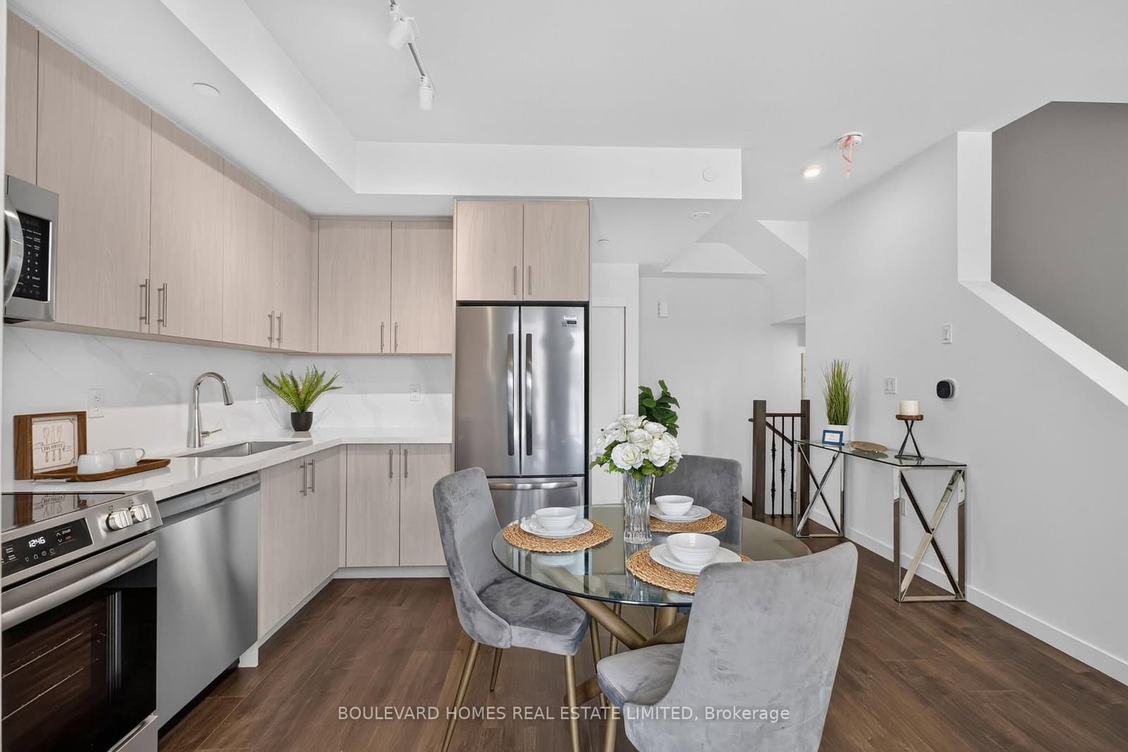 30 Markdale Lane, Unit 13 thumbnail 15
