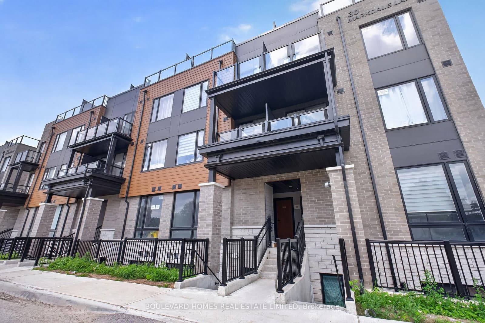 30 Markdale Lane, Unit 13 thumbnail 2